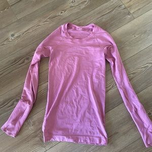 Lululemon swiftly tech long sleeve shirt 2.0 full length- pink blossom